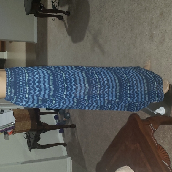 Hollister s semi sheer maxi overlay deep side slits flowy Aztec - Picture 5 of 8